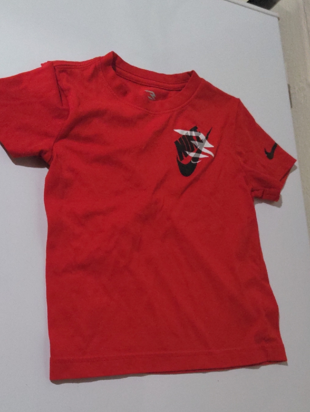 Nike Red Short-Sleeve T Shirt Boys' Logo Tee Just Do It Hot Weather Summer Pool